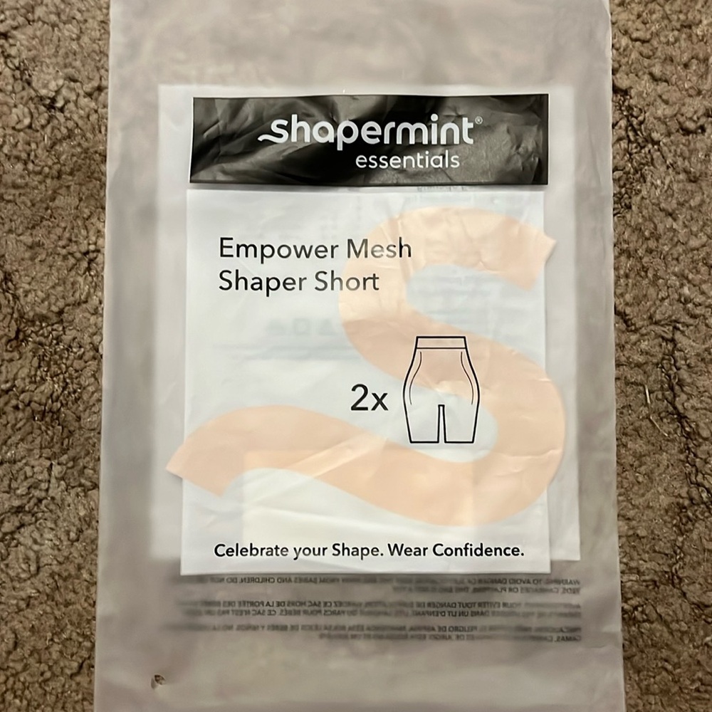 Shapermint essentials power mesh shaper short